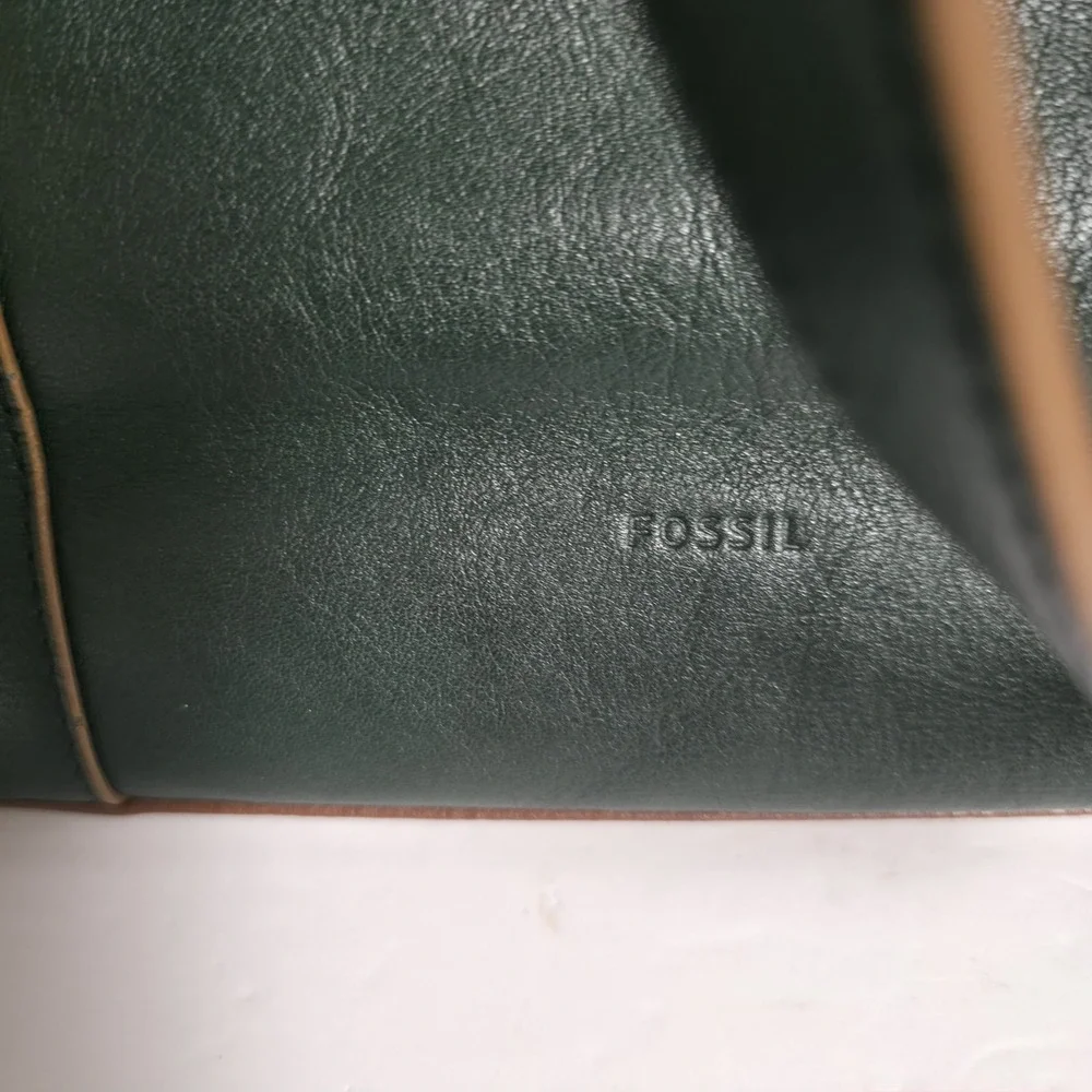 Fossil Felicity Dark Green Leather Tote Shoulder Bag Purse Zip Top Brass Studs